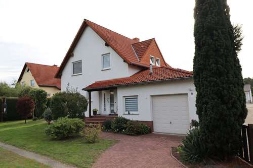 Foto - Haus zum Kaufen in Hohenwarthe 439.000,00 € 140.85 m²