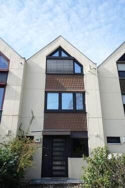 Foto - Haus zum Kaufen in Karlsruhe 489.000,00 € 120.95 m²