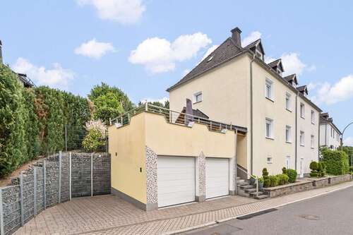 Foto - Haus zum Kaufen in Finnentrop 359.500,00 € 119.29 m²
