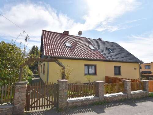 Foto - Haus zum Kaufen in Meerane 119.950,00 € 99.57 m²