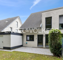 Haus zum Mieten in Bergisch Gladbach 1.988,00 € 142 m²