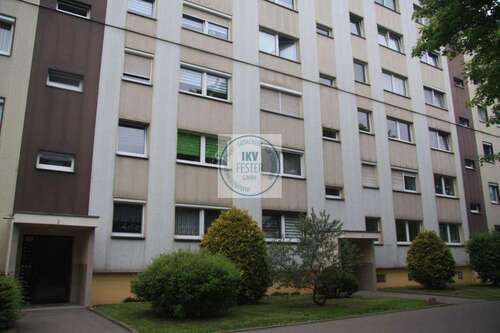 Foto - Wohnung zum Kaufen in Mülsen 18.000,00 € 56.18 m²