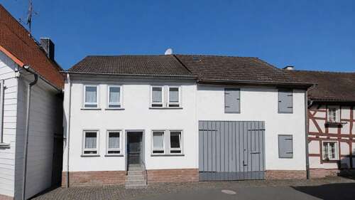 Foto - Haus zum Kaufen in Ortenberg 225.000,00 € 144 m²