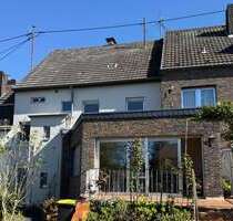 Haus zum Kaufen in Köln Weiden 457.000,00 € 150 m² - Köln / Weiden