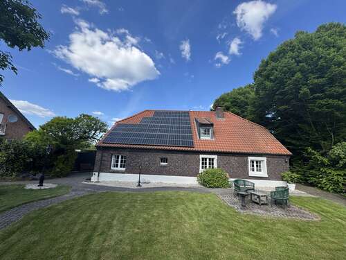 Foto - Haus zum Kaufen in Xanten-Lüttingen 685.000,00 € 188 m²