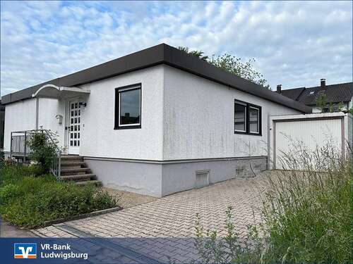 Foto - Haus zum Kaufen in Vaihingen 385.000,00 € 100 m²