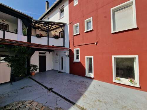 Foto - Haus zum Kaufen in Rüdesheim am Rhein 888.000,00 € 440 m²