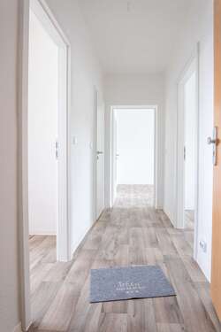 Foto - Wohnung zum Mieten in Schönebeck 370,08 € 61.68 m²