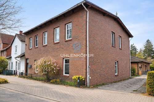 Foto - Haus zum Kaufen in Uelzen 269.000,00 € 220 m²