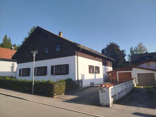 Foto - Haus zum Kaufen in Marktoberdorf 997.000,00 € 340 m²