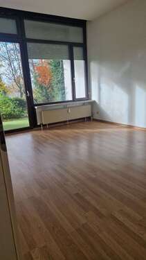 Foto - Wohnung zum Mieten in Chemnitz 340,00 € 56.12 m²