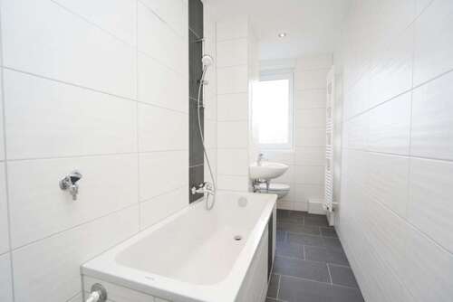 Foto - Wohnung zum Mieten in Chemnitz 384,26 € 71.16 m²