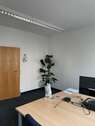 Büro in Köln 700,00 € 30 m² - 700,00&nbsp;EUR Kaltmiete, ca.&nbsp; 30,00&nbsp;m&sup2; in Köln (PLZ: 50672)