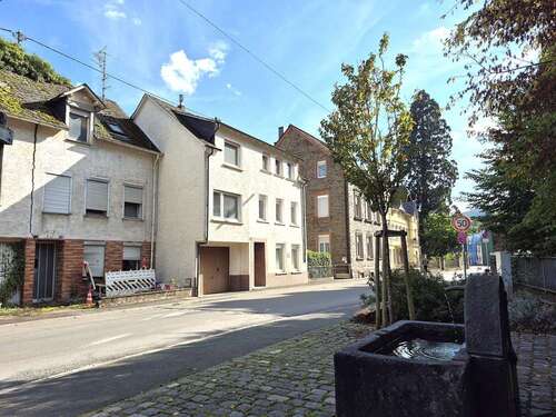 Foto - Haus zum Kaufen in Traben-Trarbach 75.000,00 € 136 m²