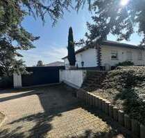 Haus zum Kaufen in Bad Kreuznach-Winzenheim 698.000,00 € 235 m²