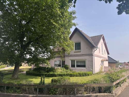 Foto - Haus zum Kaufen in Embühren 129.000,00 € 130.35 m²