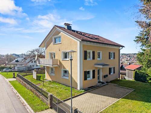 Foto - Haus zum Kaufen in Lindenberg im Allgäu 625.000,00 € 209 m²