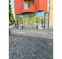 Büro in Berlin 1.560,72 € 111.48 m²