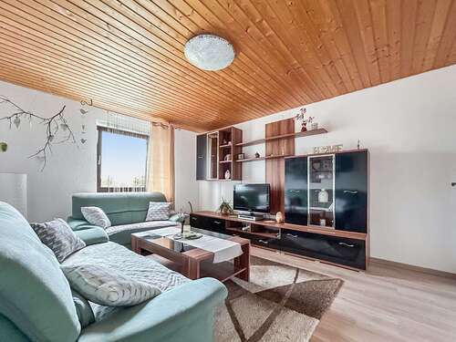 Foto - Haus zum Kaufen in Tacherting 695.000,00 € 493.91 m²