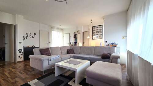 Foto - Wohnung zum Kaufen in Remseck- Ortsteil Hochberg 246.000,00 € 64 m²