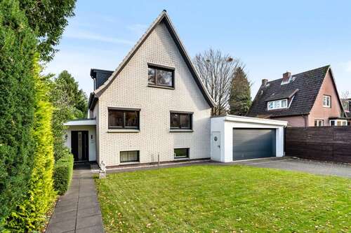 Foto - Haus zum Kaufen in Hamburg-Bramfeld 879.000,00 € 135 m²