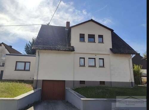 Foto - Haus zum Kaufen in Niedernhausen 449.000,00 € 158 m²