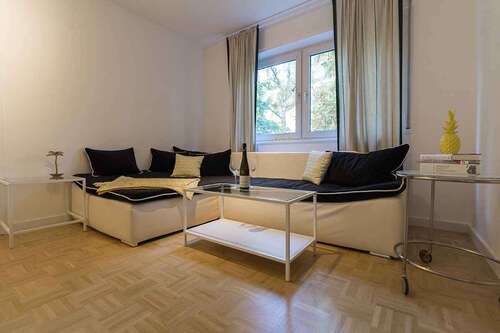 Foto - WG-Zimmer in Frankfurt am Main 675,00 € 19 m²