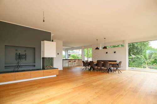 Foto - Haus zum Mieten in Neuss Uedesheim 3.100,00 € 188.93 m²