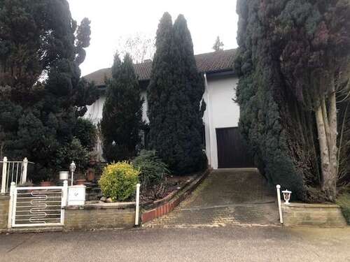 Foto - Haus zum Kaufen in Neuenstadt a.K. 449.000,00 € 150 m²