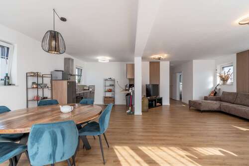 Foto - Wohnung zum Kaufen in Ebersbach an der Fils 595.000,00 € 141 m²