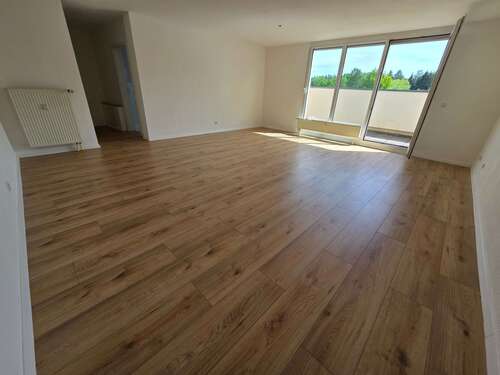 Foto - Wohnung zum Mieten in Chemnitz 430,00 € 72.68 m²