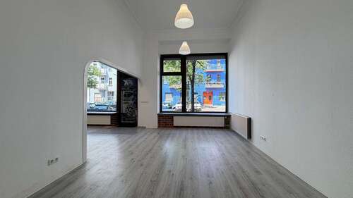 Foto - Einzelhandel in Berlin 2.142,00 € 119 m²