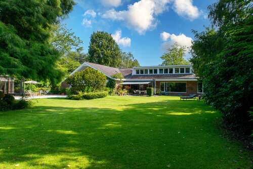 Foto - Haus zum Kaufen in Meerbusch 4.800.000,00 € 492 m²