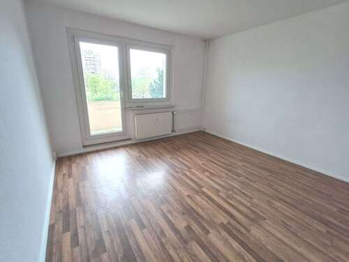 Foto - Wohnung zum Mieten in Plauen , Vogtl 256,80 € 56 m²