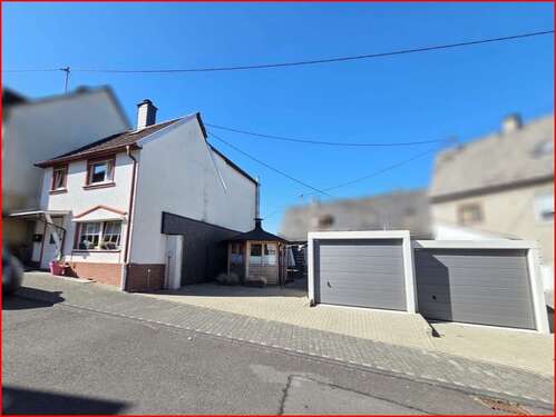 Foto - Haus zum Kaufen in Idar-Oberstein 105.000,00 € 90 m²