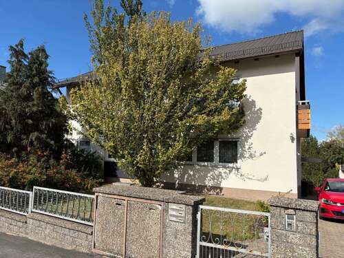 Foto - Haus zum Kaufen in Hof 390.000,00 € 244.51 m²