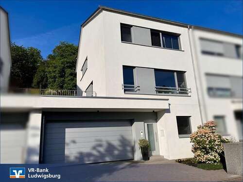 Foto - Haus zum Kaufen in Vaihingen 749.000,00 € 135 m²