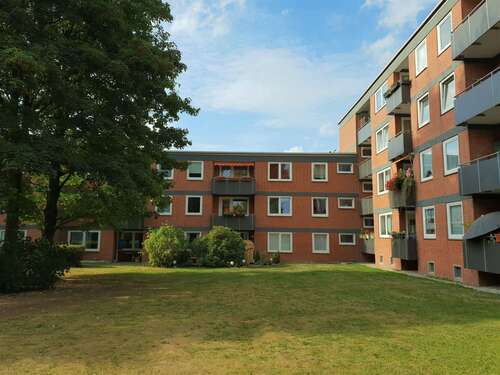 Foto - Wohnung zum Mieten in Halstenbek 752,31 € 57.87 m²