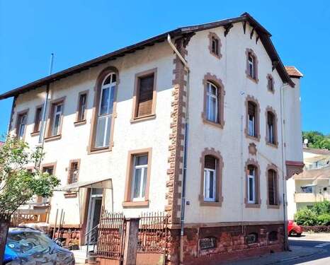 Foto - Wohnung zum Kaufen in Annweiler am Trifels 159.000,00 € 199 m²