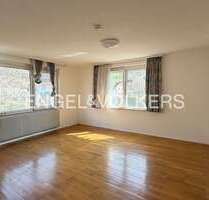 Wohnung zum Kaufen in Reutlingen-Bronnweiler 245.000,00 € 163 m²