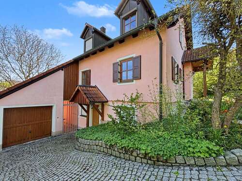 Foto - Haus zum Kaufen in Wilhelmsdorf 649.000,00 € 151.9 m²
