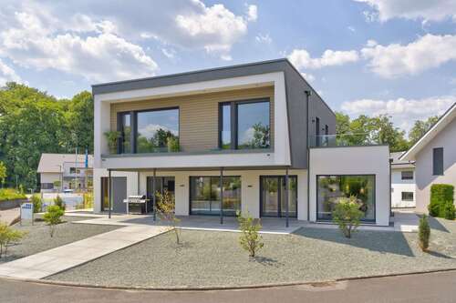 Foto - Haus zum Kaufen in Mühltal 1.833.236,00 € 246 m²