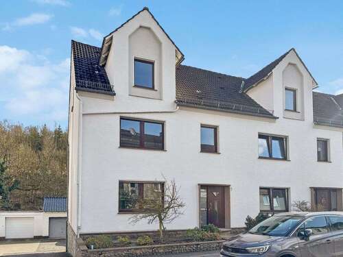 Foto - Haus zum Kaufen in Beverungen 115.000,00 € 169 m²