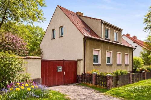 Foto - Haus zum Kaufen in Zörbig 80.000,00 € 110 m²