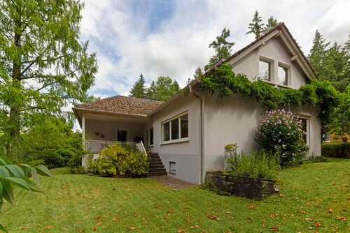 Seitenansicht 2 - 6 Zimmer Einfamilienhaus in Trier