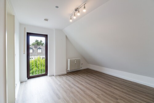 Wohnraum 1.1 - Dachgeschoßwohnung mit 17,00 m&sup2; in Trier zur Miete