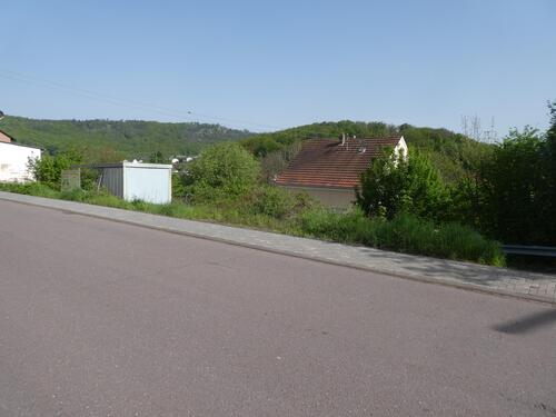 P1060646 - Baugrundstück für Ein- oder Mehrfamilienhaus mit schöner Weitsicht in Taben-Rodt bei Saarburg