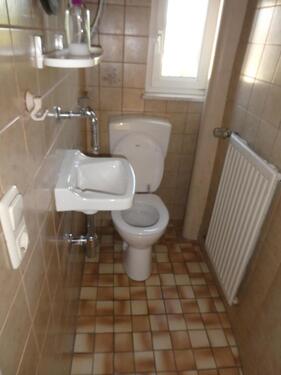 WC - 