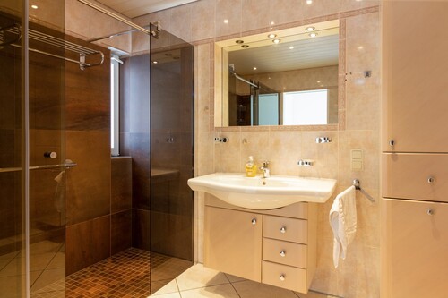 Badezimmer 1.1 - 