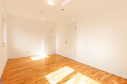 Schlafzimmer 1.OG 2.2 - 